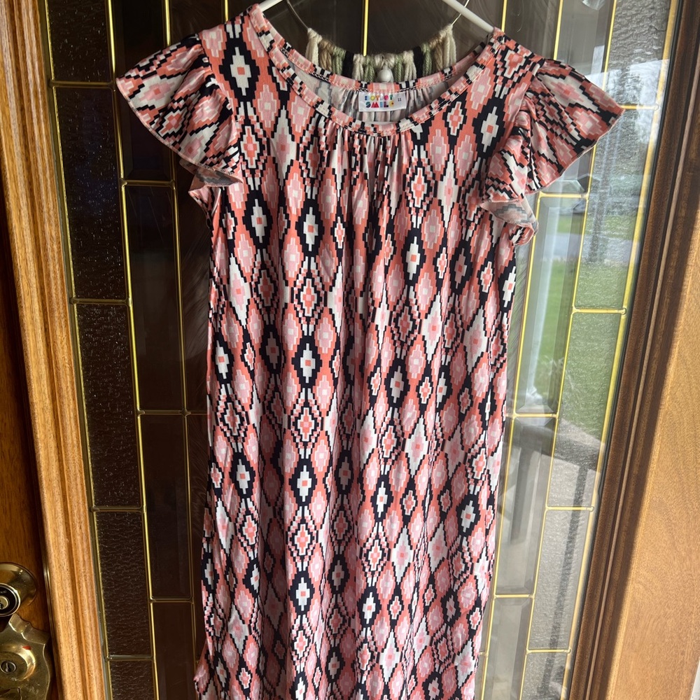 Brand new dot dot smile